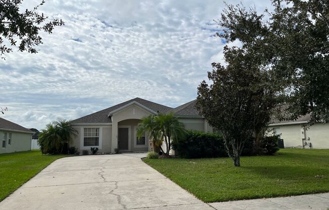 Spacious 4 Bedroom Home in Kissimmee, FL!
