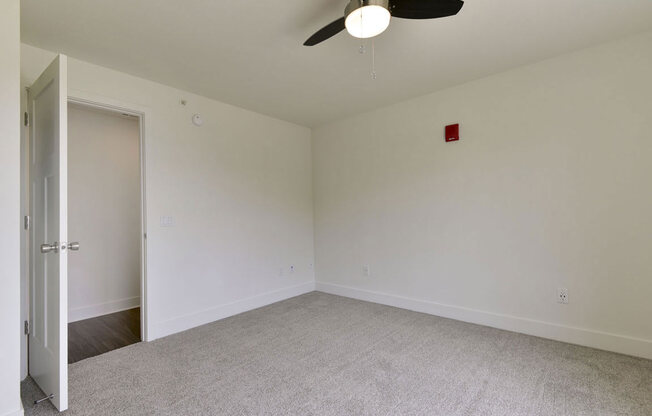 Bedroom with Ceiling Fan at Chase Creek Apartment Homes, Huntsville, AL, 35811