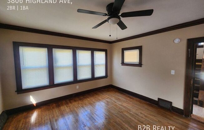 3806 HIGHLAND AVE