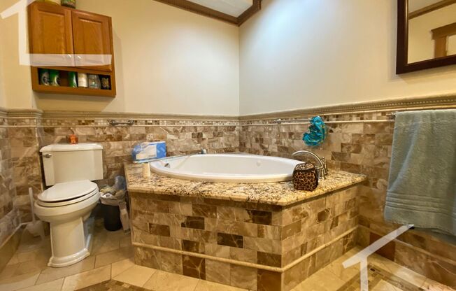 Spacious 4-bed, 2-bath in Allston - Laundry in Unit!