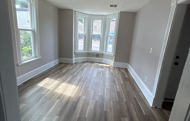 Beautiful 3 bedrrom 1 bathroom House in Minneapolis!