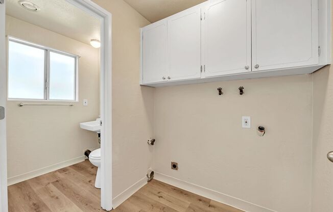 2 beds, 1.5 baths, 865 sqft, $1,450, Unit 10