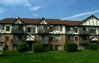 1 bed, 1 bath, 588 sqft, $775, Unit 416 N Saginaw