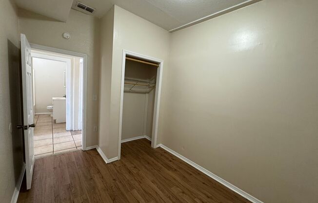 CHECK OUT THIS NICE 2BR/1BA DUPLEX WITH HUGE KITCHEN, LARGE FRONT YARD, Located right across from Pasco Hernando Community College. Less than 10 minutes from Downtown Dade City!