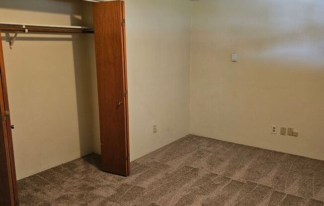 2 beds, 1 bath, $1,550