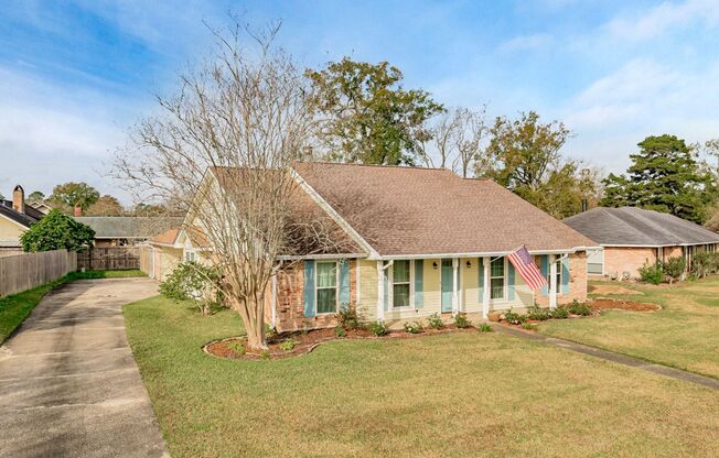 3 Bedroom House Available off Jefferson Hwy