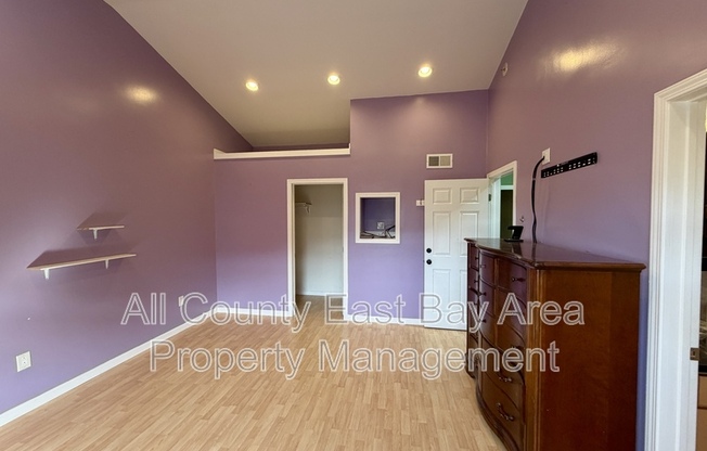 224 CORDOVA ST