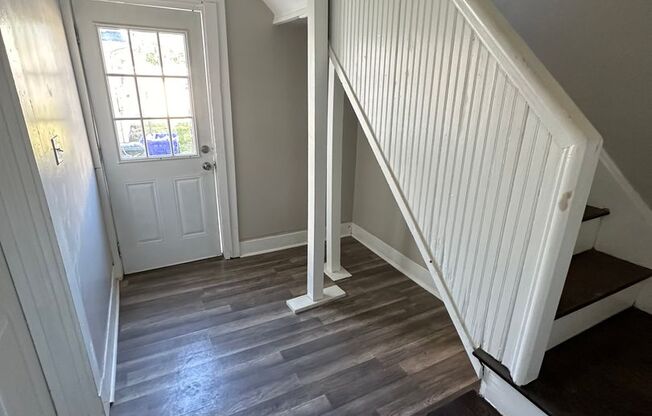 1 bed, 1 bath, $1,300