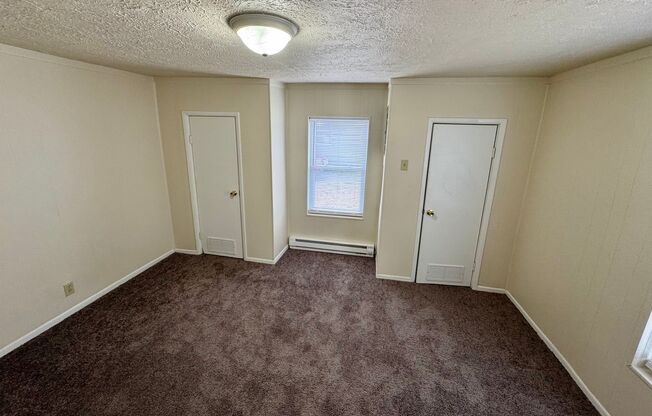 2 beds, 1 bath, $1,150