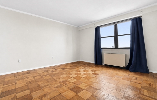1 bed, 1 bath, 833 sqft, $3,100, Unit 21B