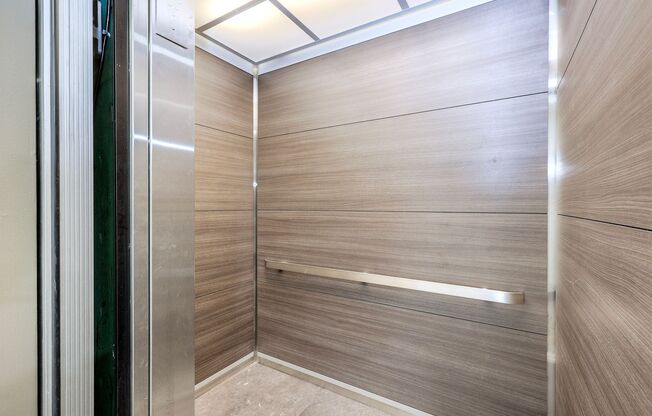 2 beds, 2 baths, 924 sqft, $2,695, Unit #32 - 2x2 924 SQ FT