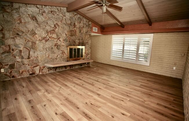 Mid-Century Modern 3Br 2Ba on 1/2ac with View!