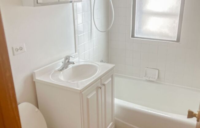 1 bed, 1 bath, 675 sqft, $1,850, Unit 621-H1