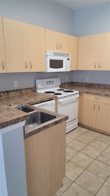 325 PRT PLEASANT DR