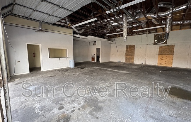 14311 N NEBRASKA AVE