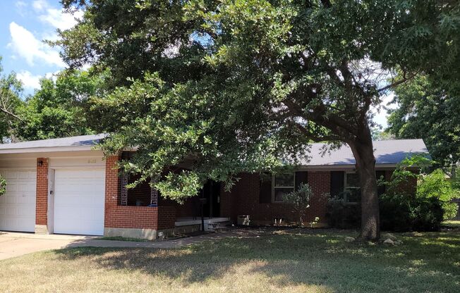 3 beds, 2 baths, $1,750