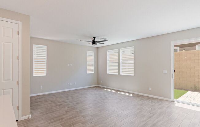 Beautiful Cadence 3 bedroom, 2.5 Baths, 2 car garage Townhome