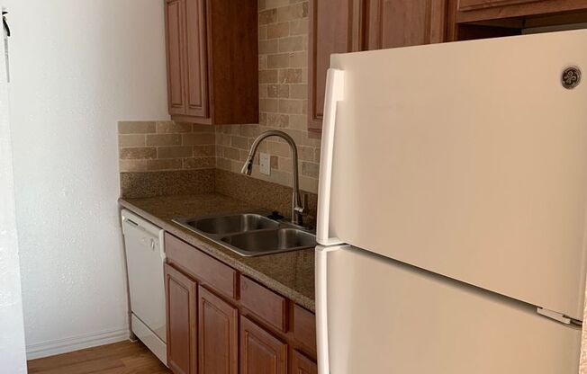 2 beds, 2 baths, 986 sqft, $1,249, Unit 3202-206