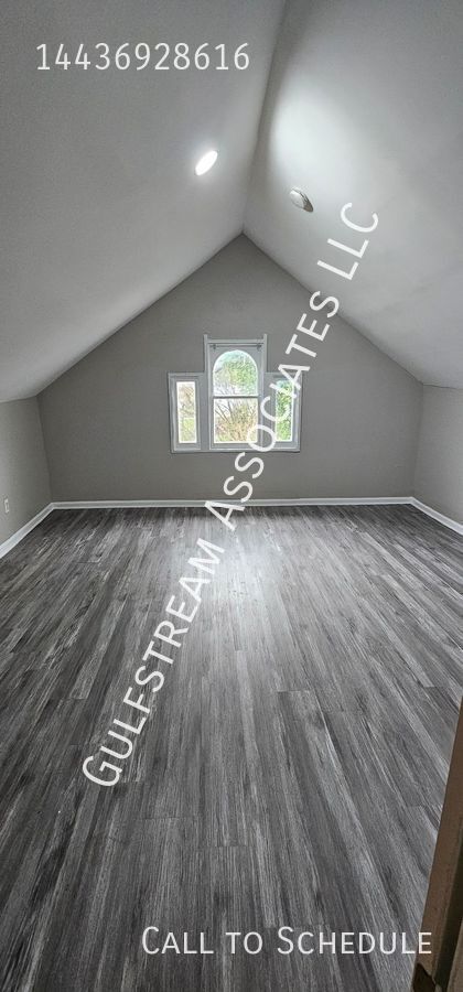 4031 FAIRVIEW AVE