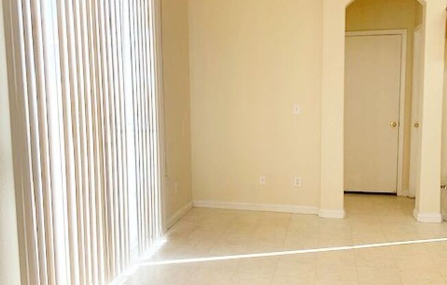 A SPACIOUS 2 STORY 3 BEDROOM 2.5 BATHROOM HOME LOCATED WITHIN THE GATED COMMUNITY OF CACTUS SPRINGS. FEATURING LAMINATE FLOORING ALL THROUGHOUT THE HOME, NEARBY MANY SHOPPING CENTERS AND NEAR THE 215. A MUST SEE!!