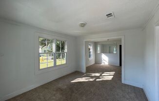 2 beds, 1 bath, $1,200