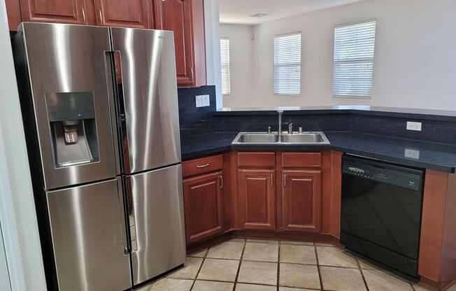 3 beds, 2.5 baths, $1,995