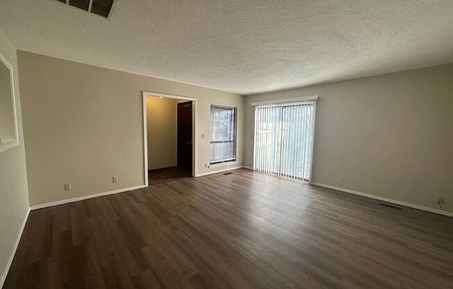 2 Bed 2 Bath duplex on 10th and Council