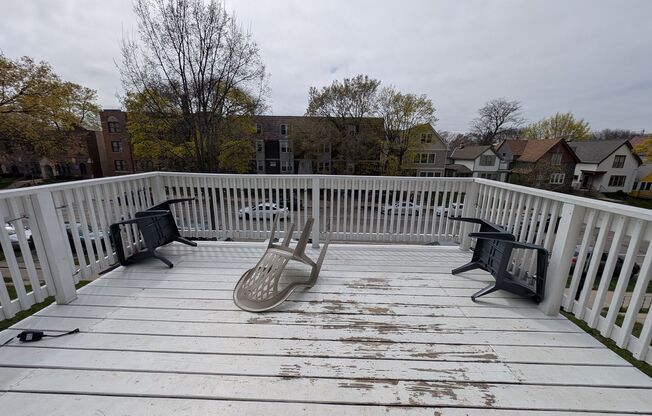 3244 3246 N OAKLAND AVE