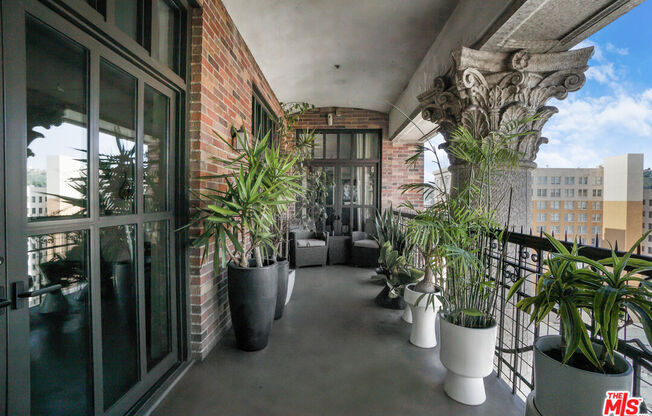 1 bed, 1 bath, 1,560 sqft, $7,500, Unit 1007