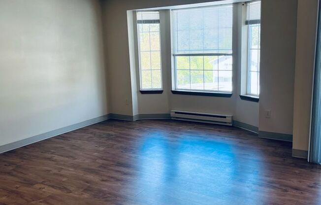Stonecrest Apartments
