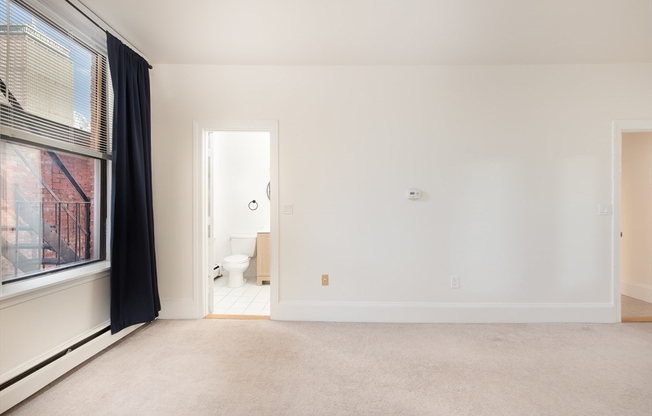 1 bed, 1 bath, 612 sqft, $3,200, Unit 4E