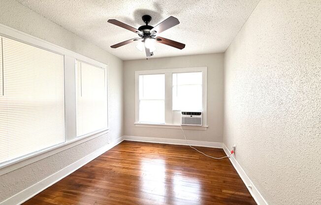 1 bed, 1 bath, $1,000, Unit B3606