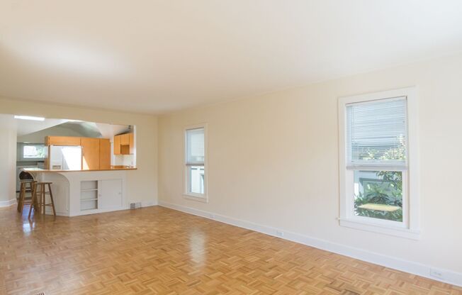 2bd/1ba Seattle Home