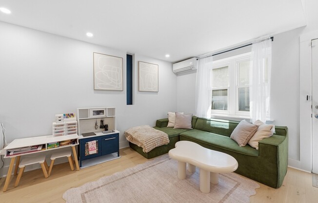 15 CAZENOVE ST