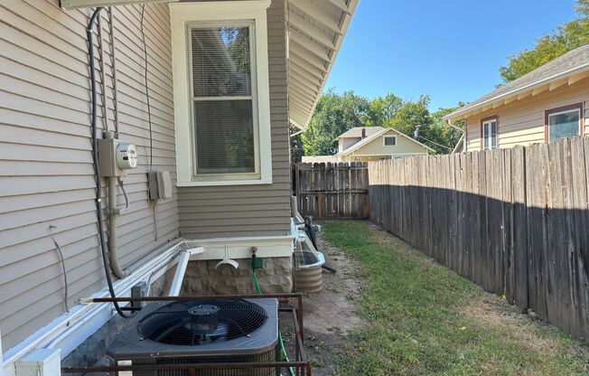 3 beds, 1 bath, $1,400