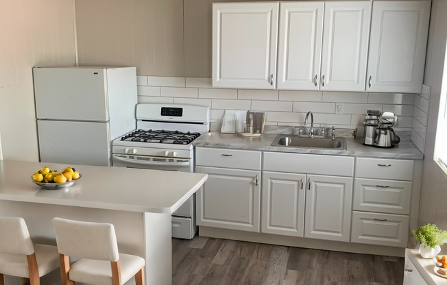 1 bed, 1 bath, 600 sqft, $1,199