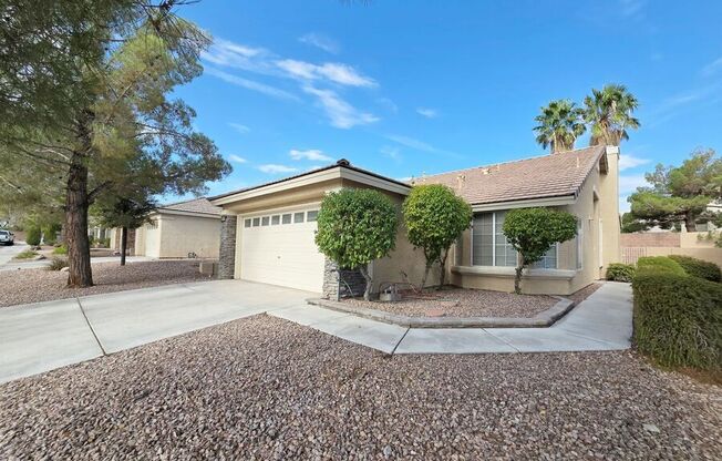 1825 LYELL CYN LN