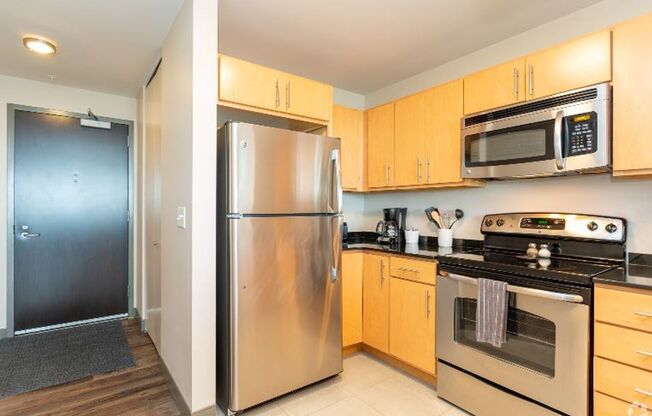 2 beds, 2 baths, 1,009 sqft, $2,175, Unit 1107