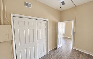 1 bed, 1 bath, 600 sqft, $1,295, Unit 15 1/2  Unit 3