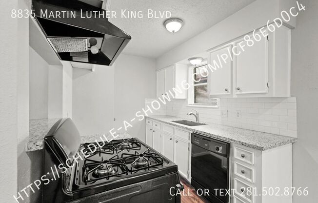 8835 MARTIN LUTHER KING BLVD