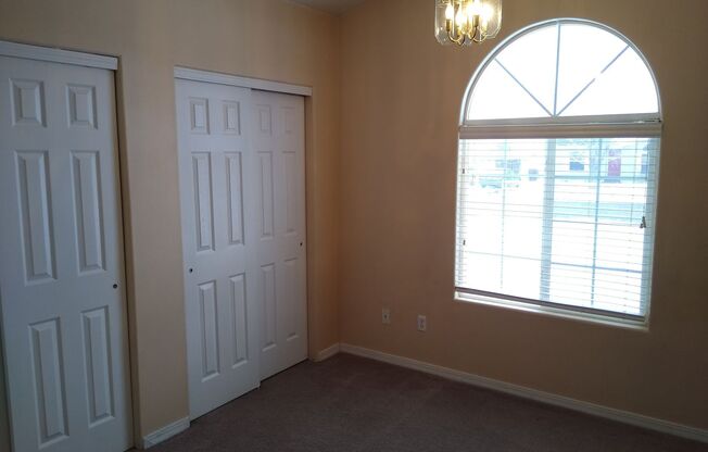 2 beds, 1 bath, $1,350