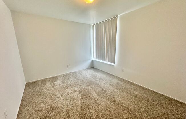 2 beds, 1 bath, 950 sqft, $1,295, Unit #203