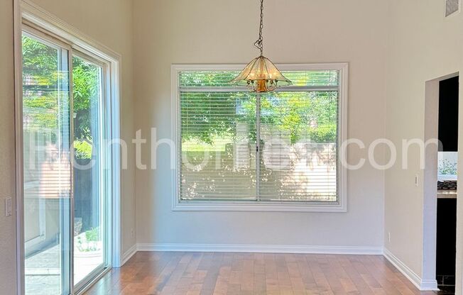 Carmel Mt Ranch, 14474 Rutledge Sq, Gated Development, Community Pool and Spa, AC, 2 Car Garage with Opener.