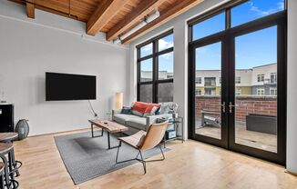 Gorgeous One Bedroom Luxury Condo in Ballpark!