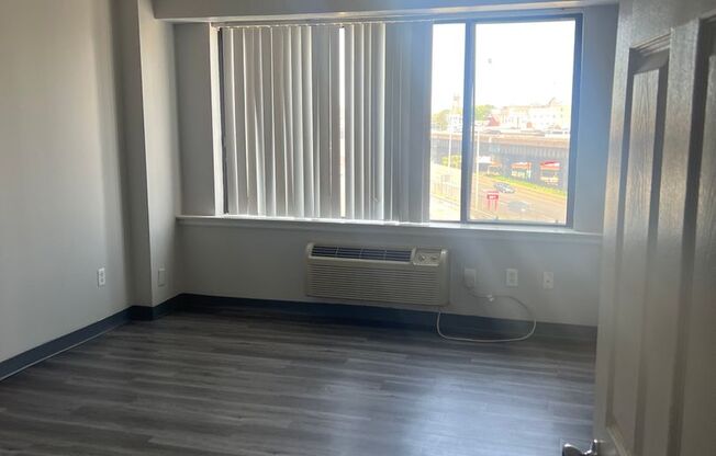 2 beds, 1 bath, 675 sqft, $1,400, Unit 223