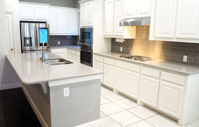 4 Bed 3.5 Bath in Harvest
