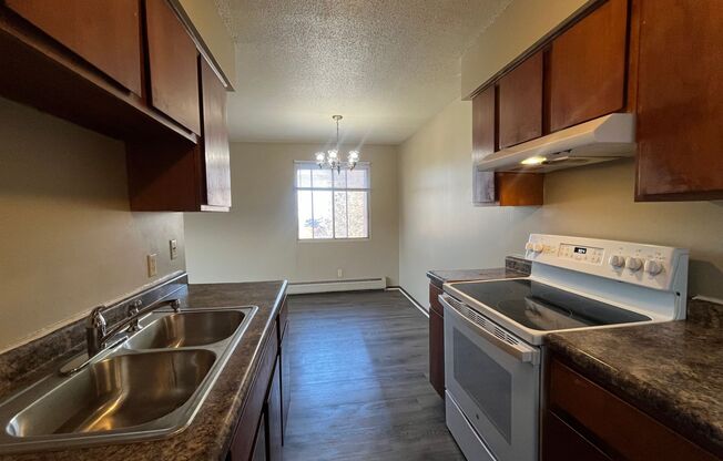 1 bed, 1 bath, 970 sqft, $970, Unit 310
