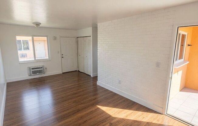 1 bed, 1 bath, 750 sqft, $1,699, Unit C28