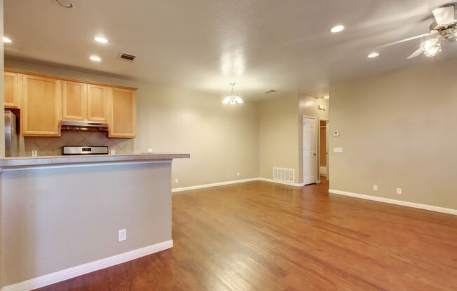 705 NELRAY BLVD