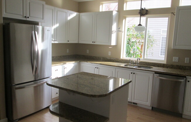 5704 NE Hidden Creek Drive ~ Beautiful Home